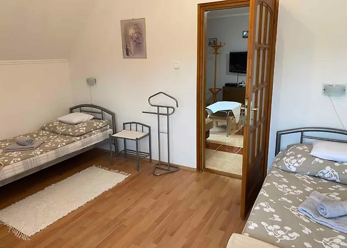 בית נופש In - Balaton 18867 *