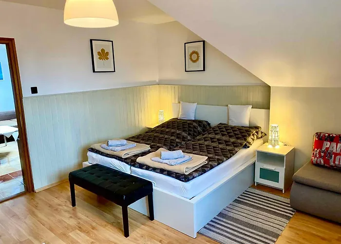 Nyaraló In - Balaton 18867 Gyenesdiás